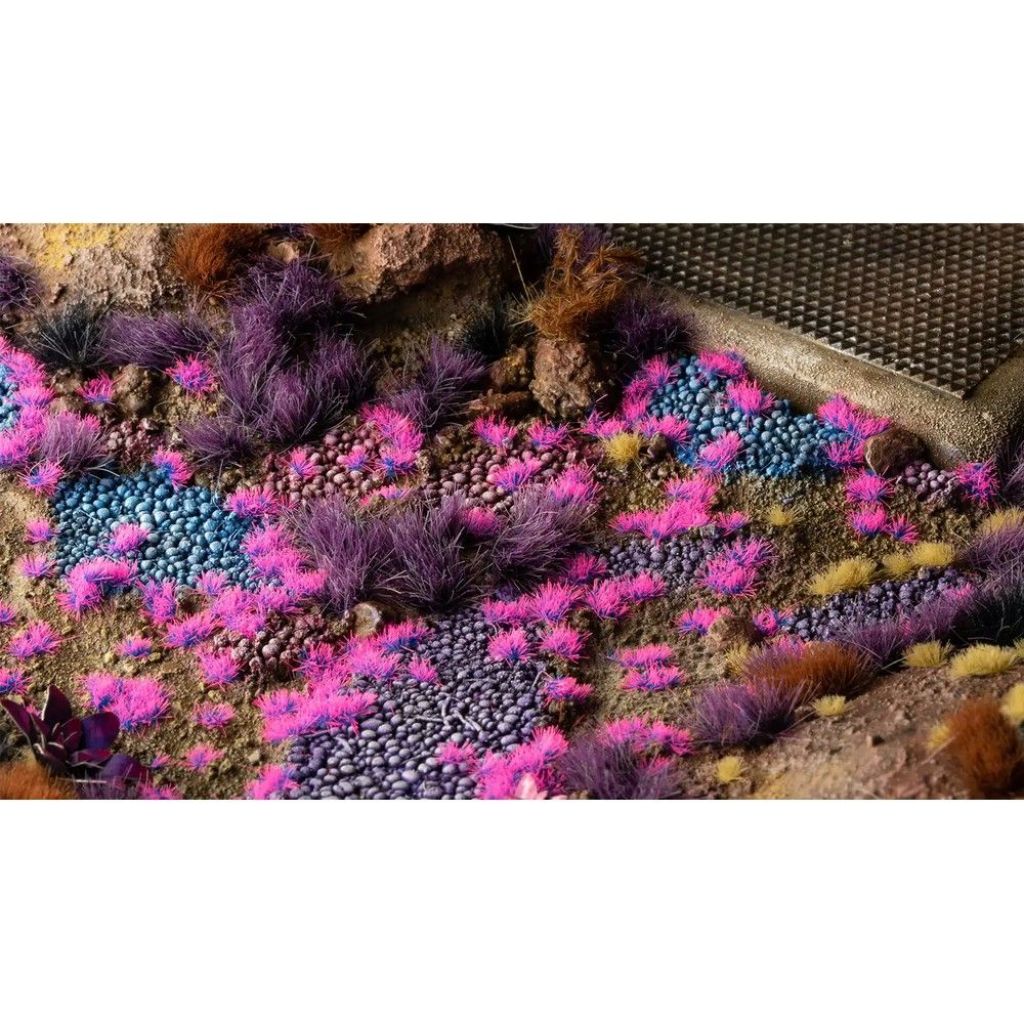 Gamers Grass - Grass Tufts - Tiny Tufts - Tiny Alien Neon