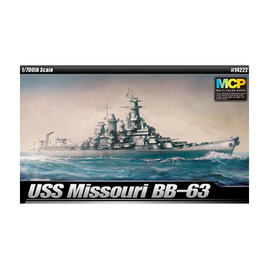 Academy 14222 - USS Missouri BB-63 - 1/700